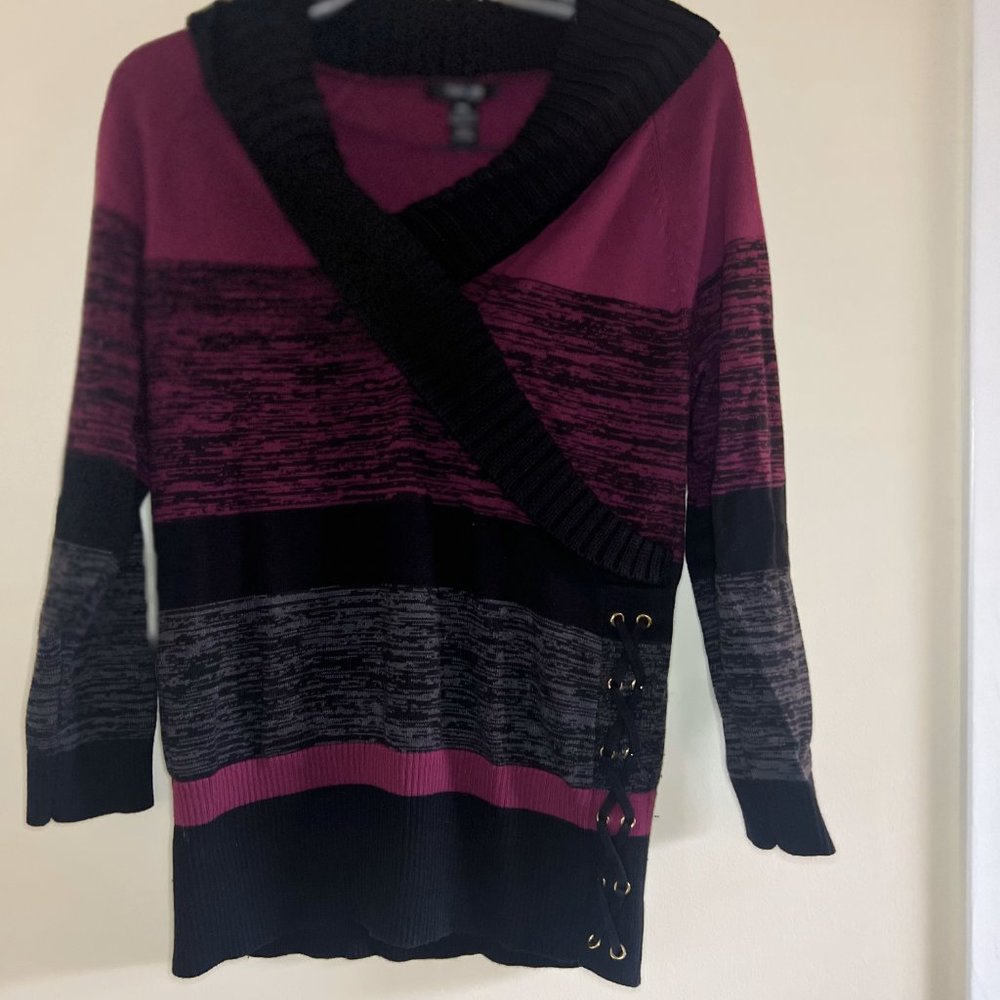 Pre-Owned Long Sleeve Multi Color V-neck Sweater Pullover Style & Co  PXL